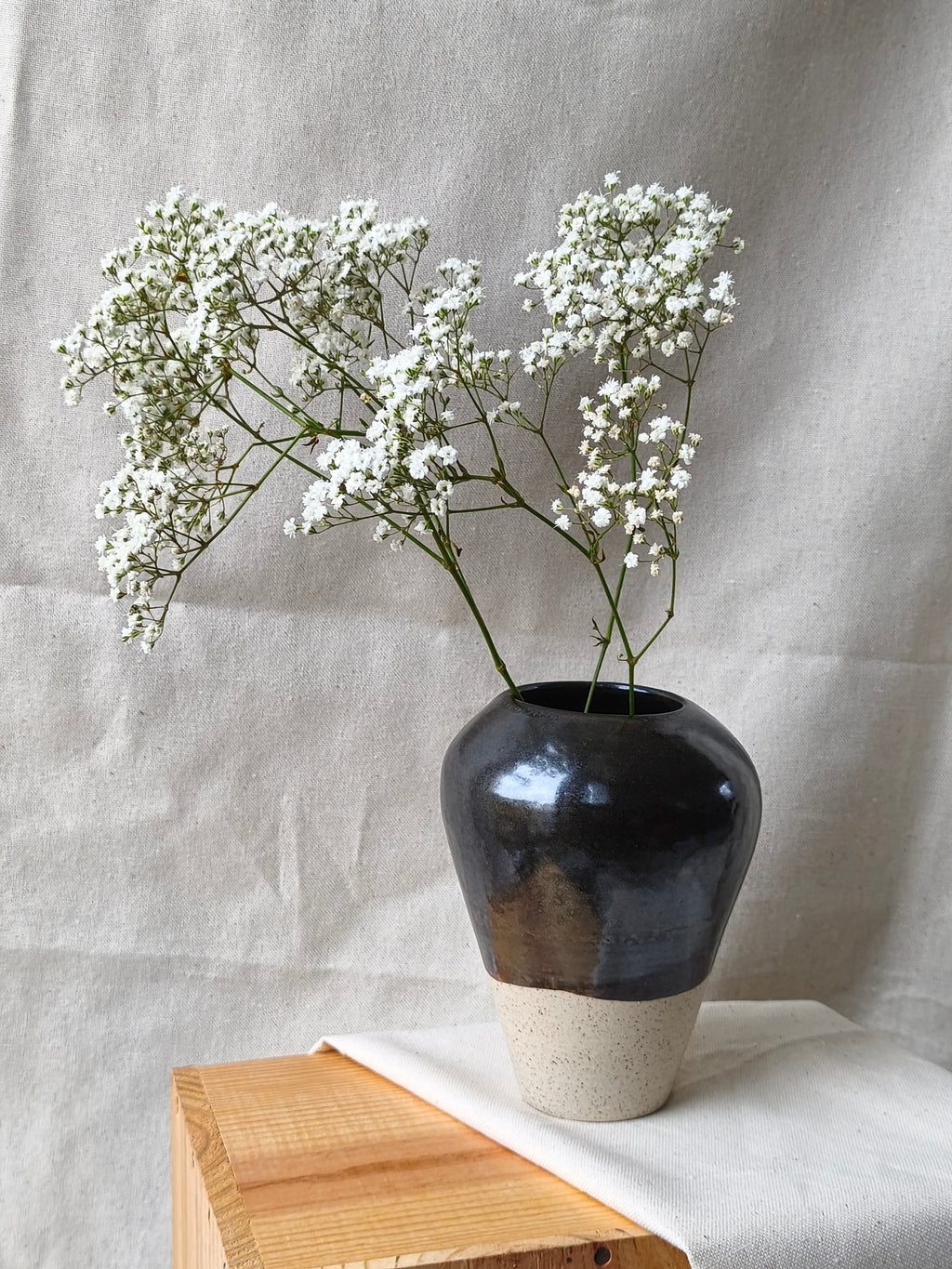 Vase épaule noir