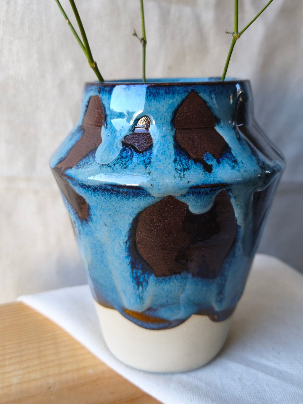 Vase anguleux